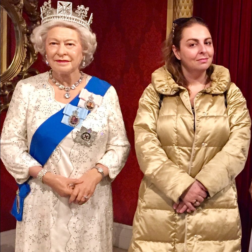 Meet your Posher, Angeliki